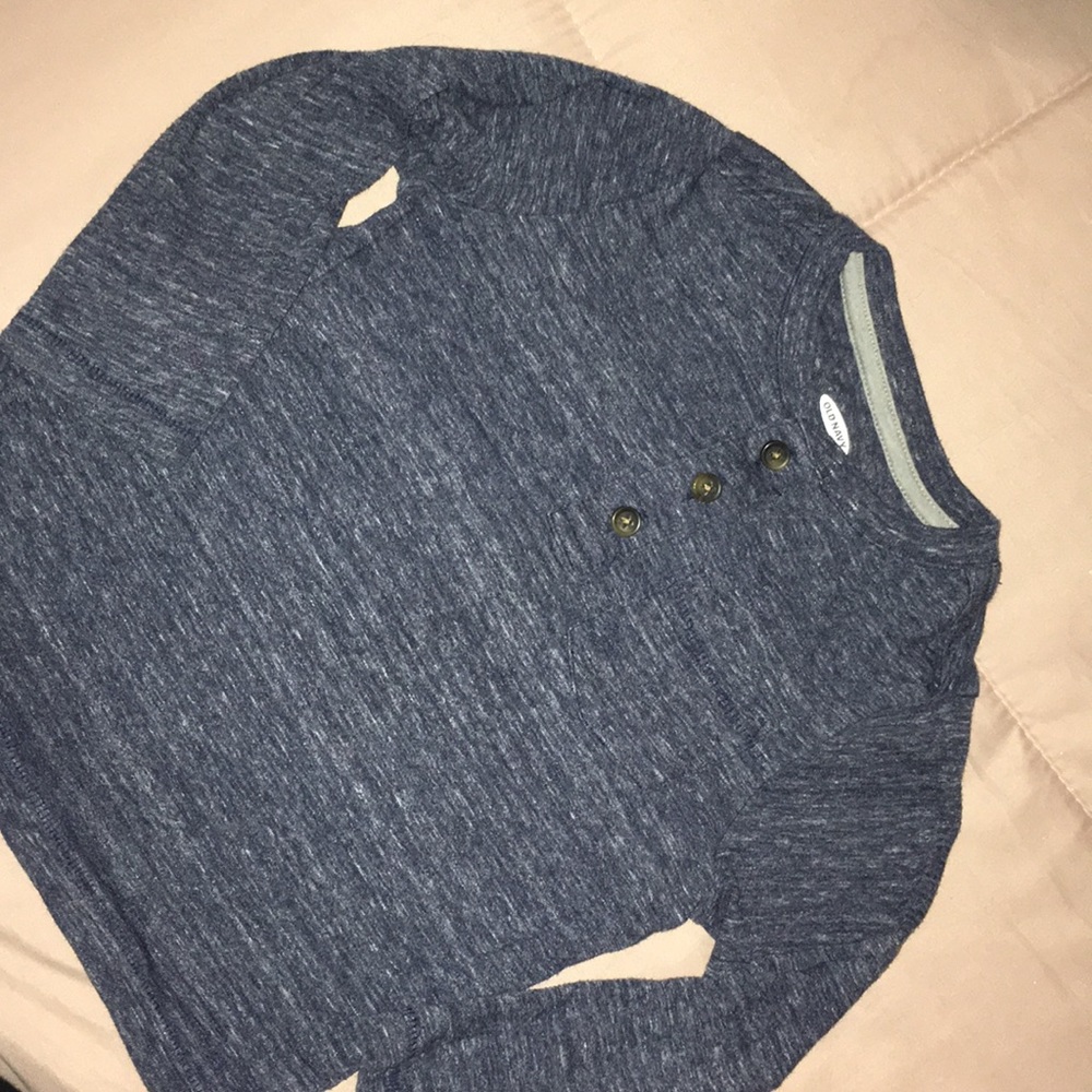 Cute long sleeved pocket shirt